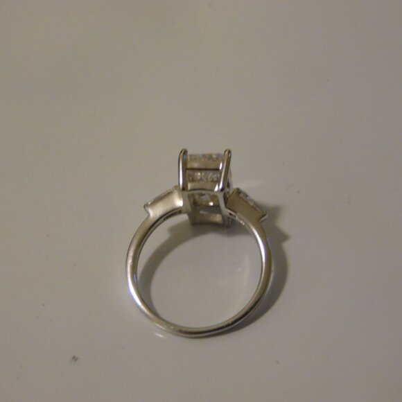 Radiance by Absolute Baguette Accented Engagement Style Ring  Size 8 - Picture 2 of 5
